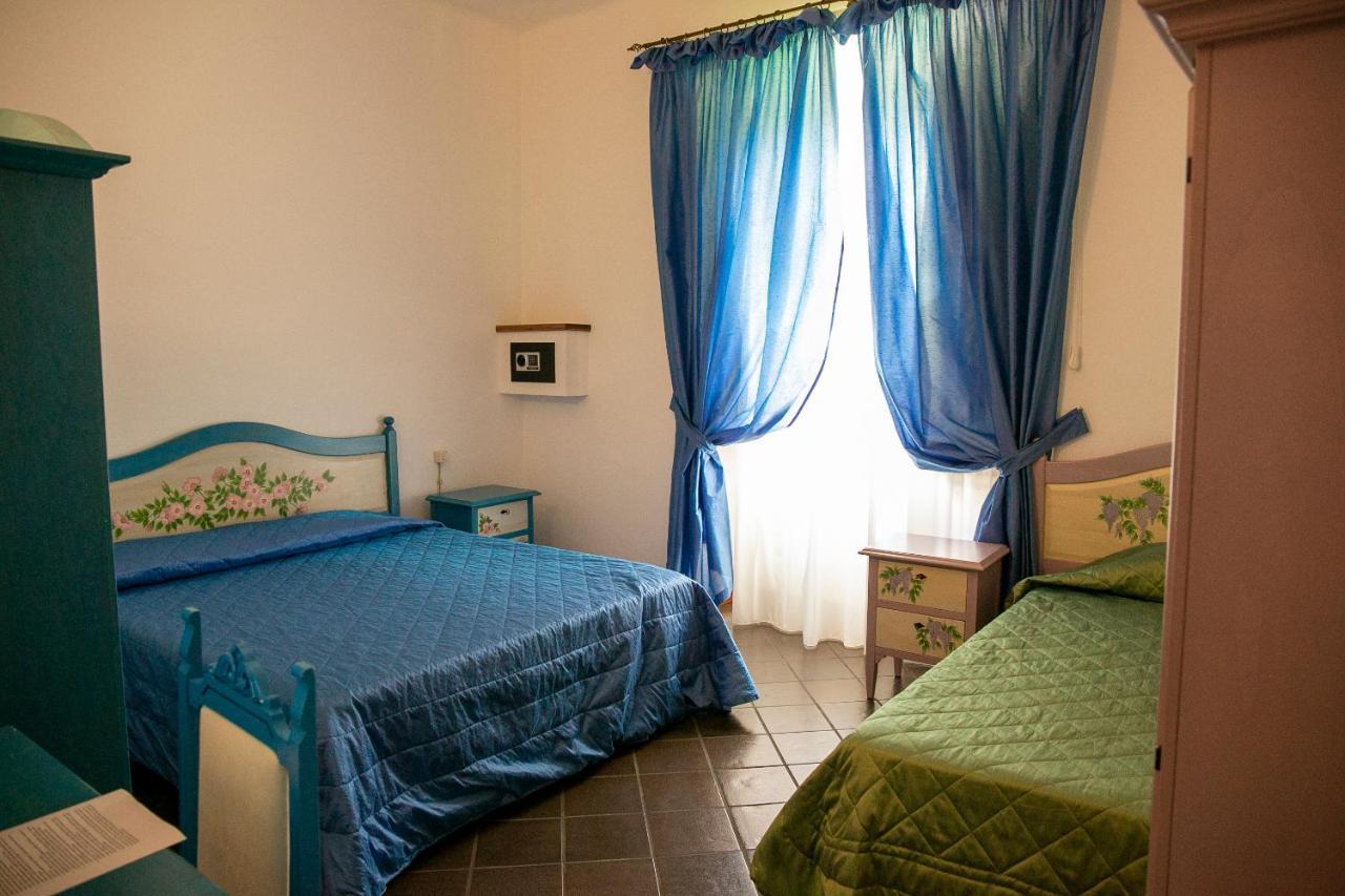 La Villetta Food & Drink Rooms For Rent - No Reception - LʼAquila Екстериор снимка